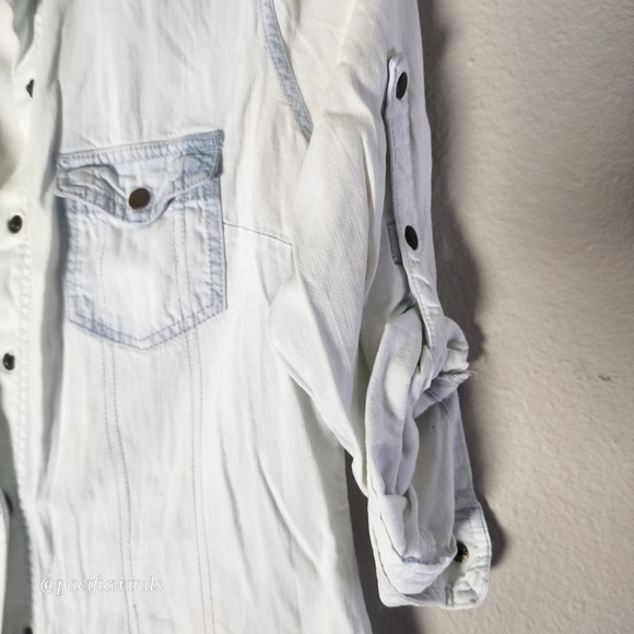 2/$25 LIFE IN PROGRESS SNAP FRONT TOP SMALL - Picture 2 of 5